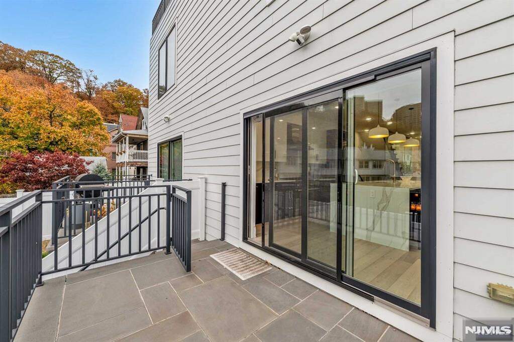 4 Bedroom Villa/Townhouse's Image 19