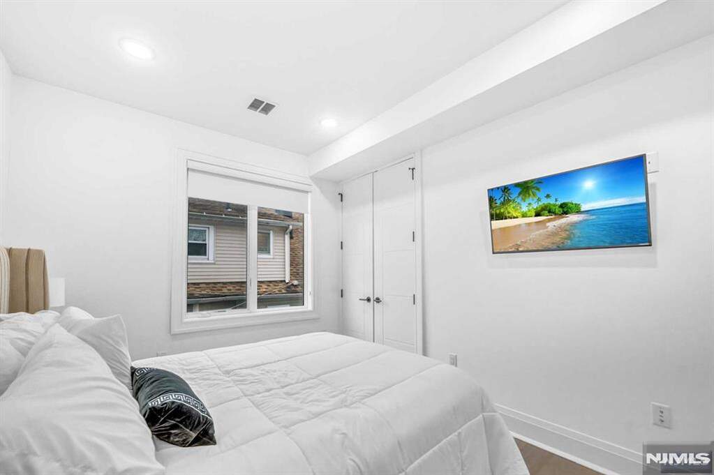 4 Bedroom Villa/Townhouse's Image 29