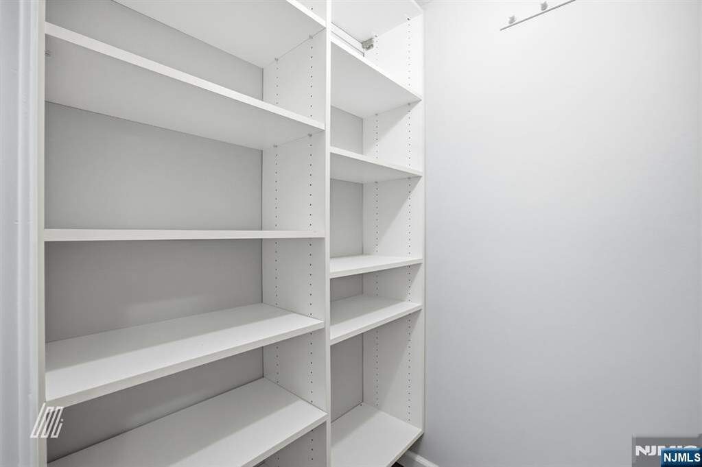 2 Bedroom Apartment/Flat's Image 21