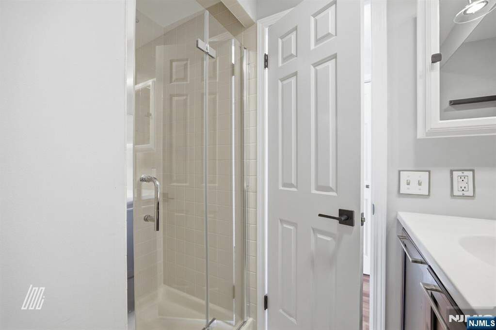 2 Bedroom Apartment/Flat's Image 28