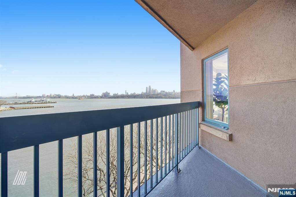 2 Bedroom Apartment/Flat's Image 6