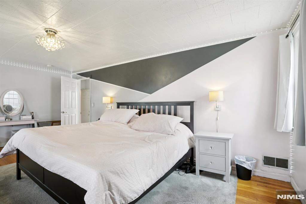 3 Bedroom Single Family Home/House's Image 17