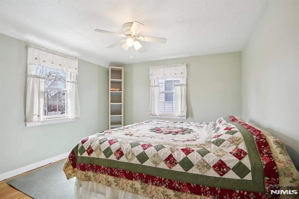 3 Bedroom Single Family Home/House's Image 20