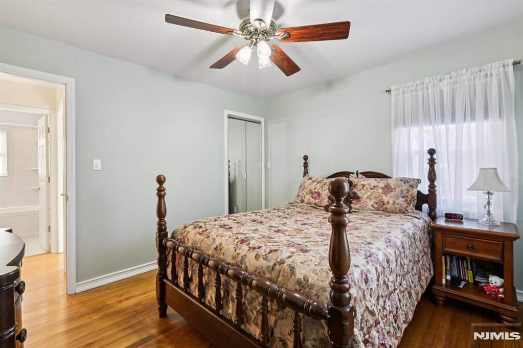 3 Bedroom Single Family Home/House's Image 7