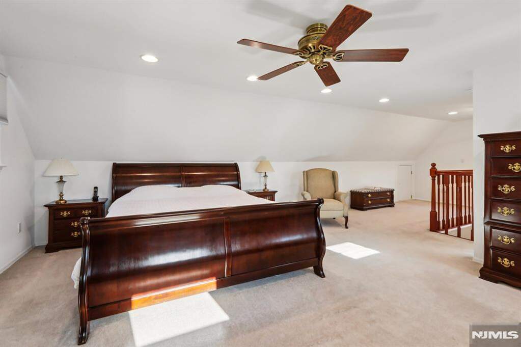 3 Bedroom Single Family Home/House's Image 10