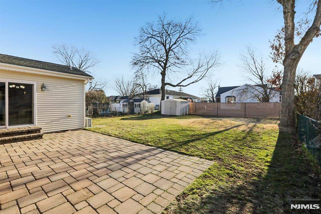 3 Bedroom Single Family Home/House's Image 21