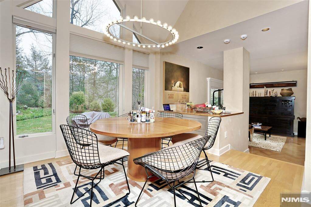 3 Bedroom Single Family Home/House's Image 17