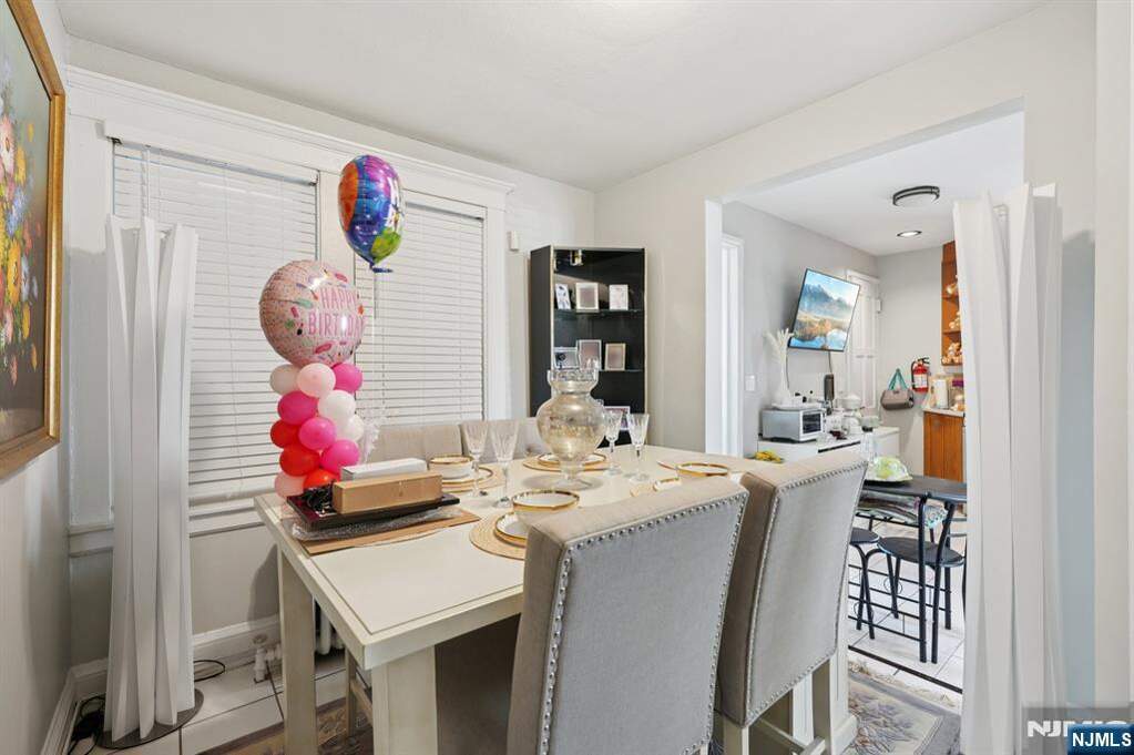 2 Bedroom Single Family Home/House's Image 5
