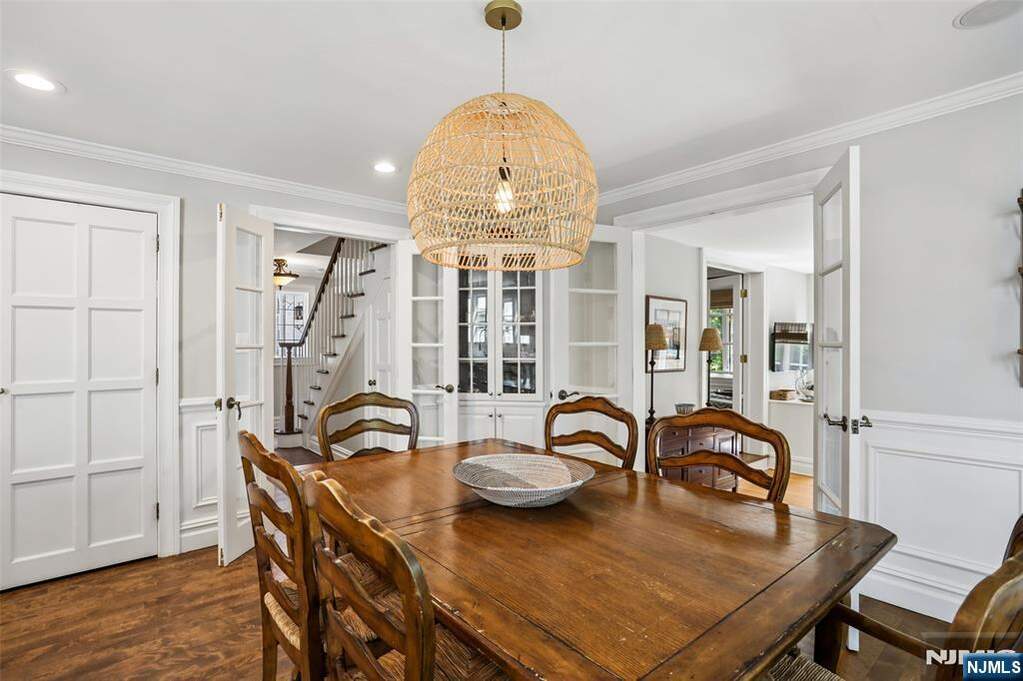 4 Bedroom Single Family Home/House's Image 14