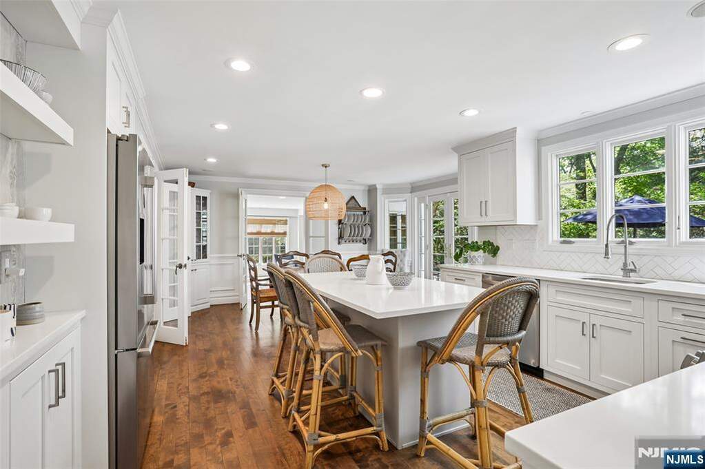 4 Bedroom Single Family Home/House's Image 18