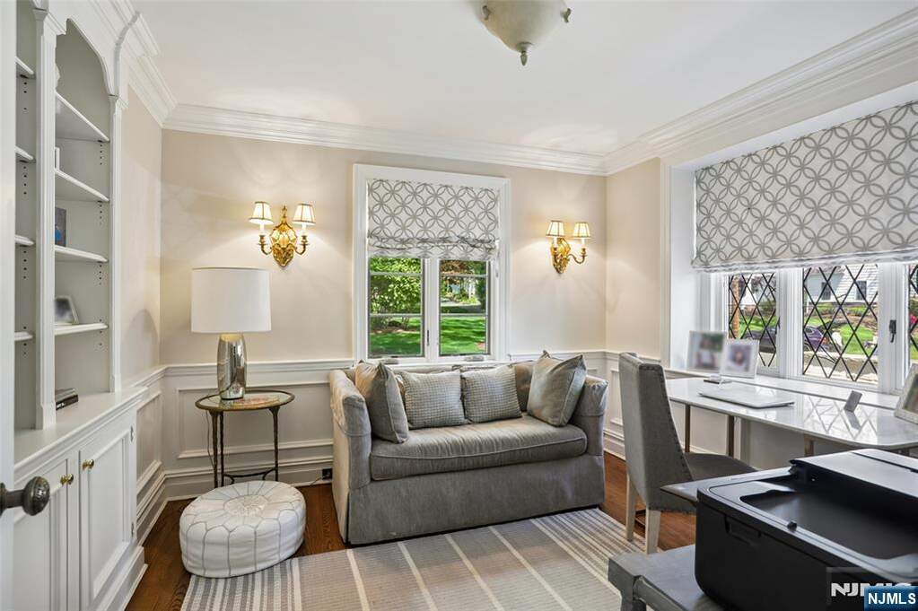 4 Bedroom Single Family Home/House's Image 21