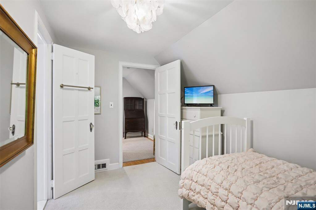 4 Bedroom Single Family Home/House's Image 24