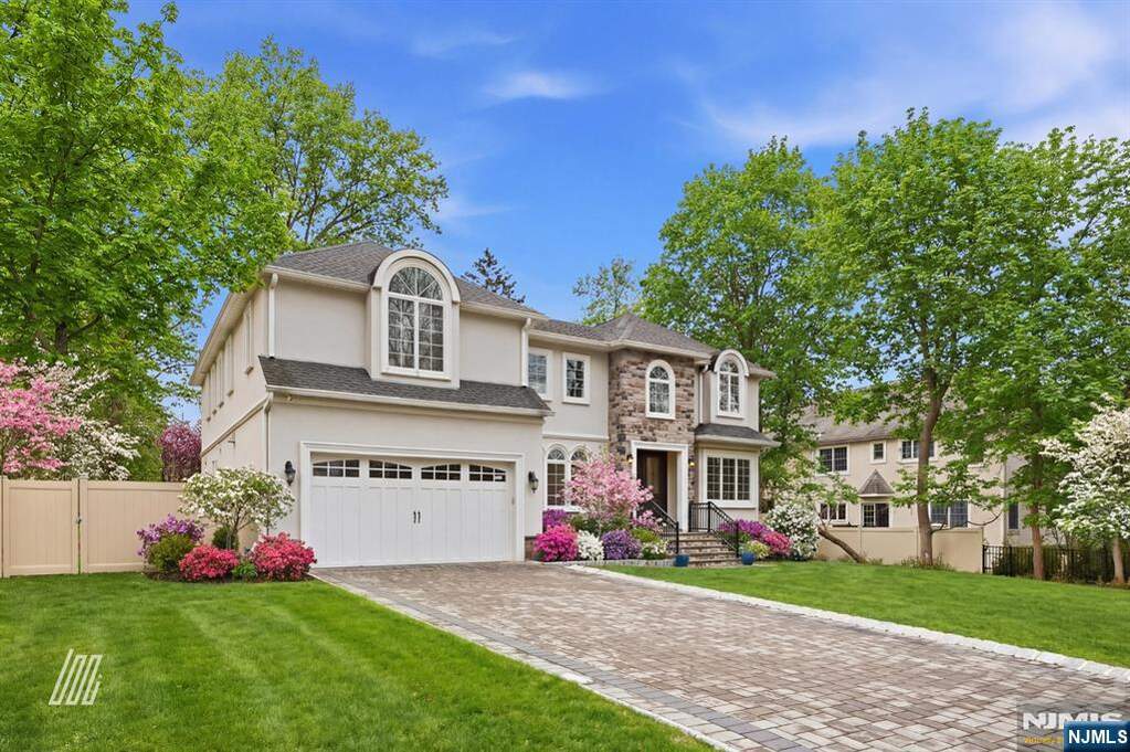 4 Bedroom Single Family Home/House's Image 30