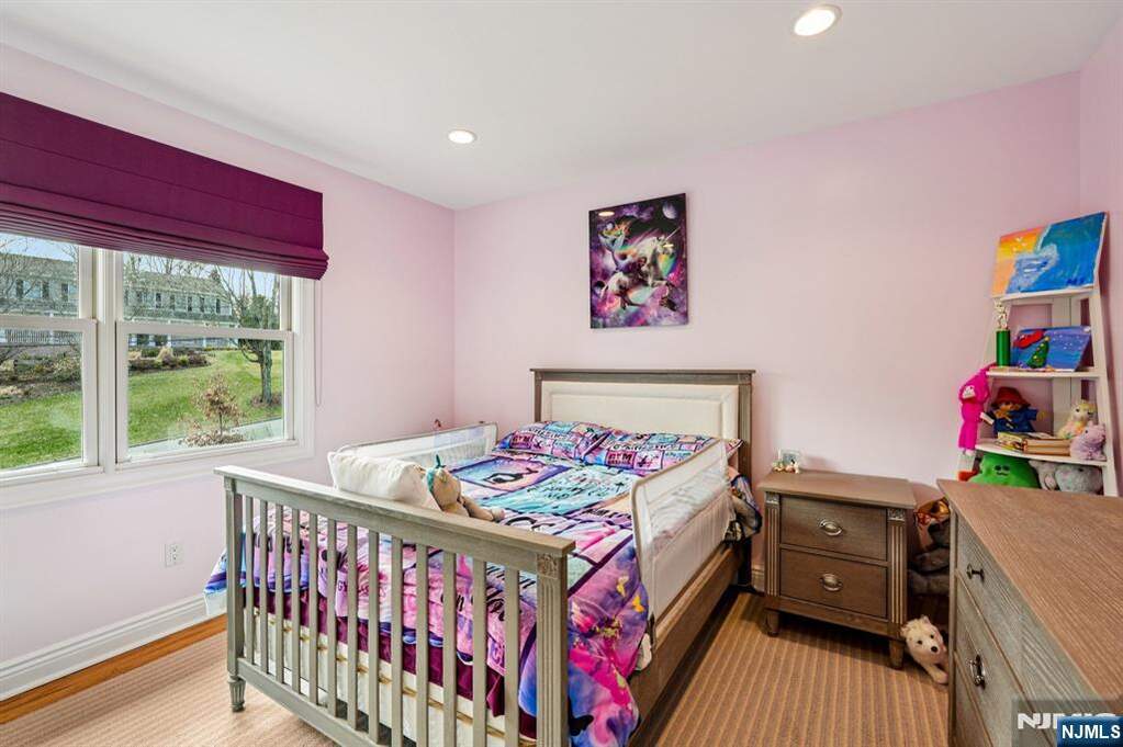3 Bedroom Single Family Home/House's Image 17