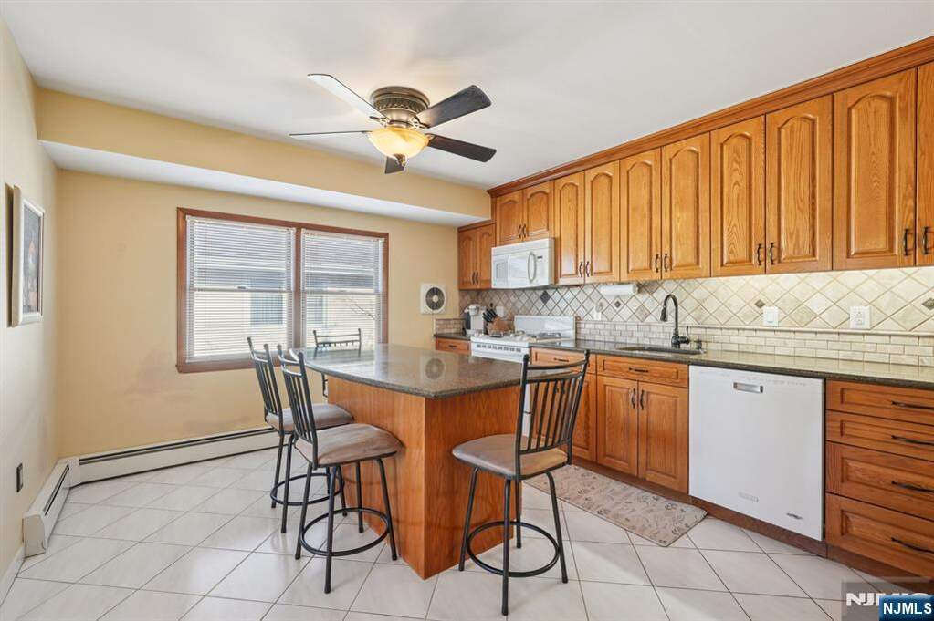 4 Bedroom Single Family Home/House's Image 23