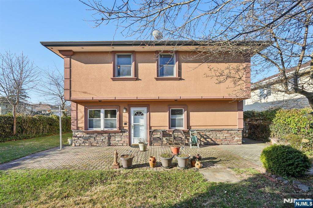 4 Bedroom Single Family Home/House's Image 43