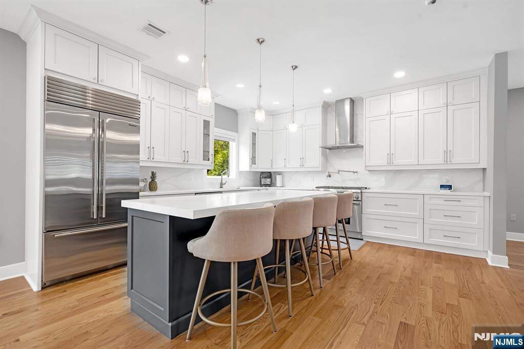4 Bedroom Single Family Home/House's Image 11