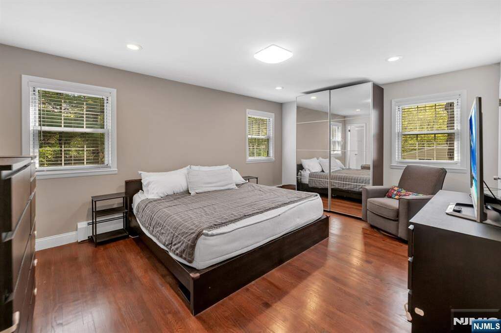 3 Bedroom Single Family Home/House's Image 17