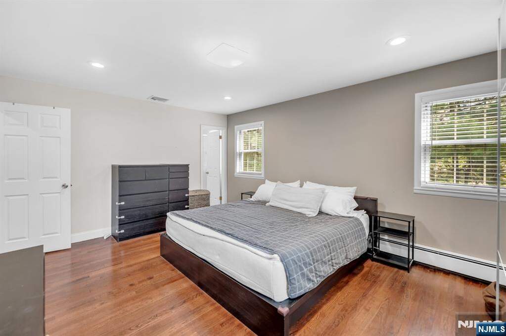 3 Bedroom Single Family Home/House's Image 19