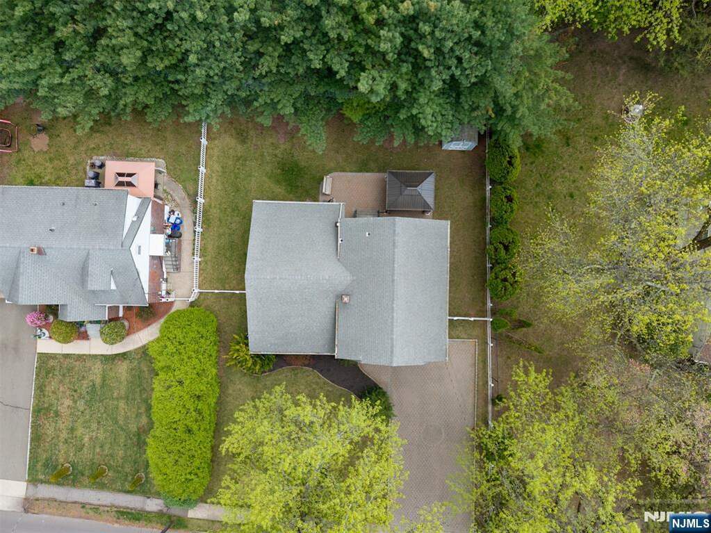 3 Bedroom Single Family Home/House's Image 39