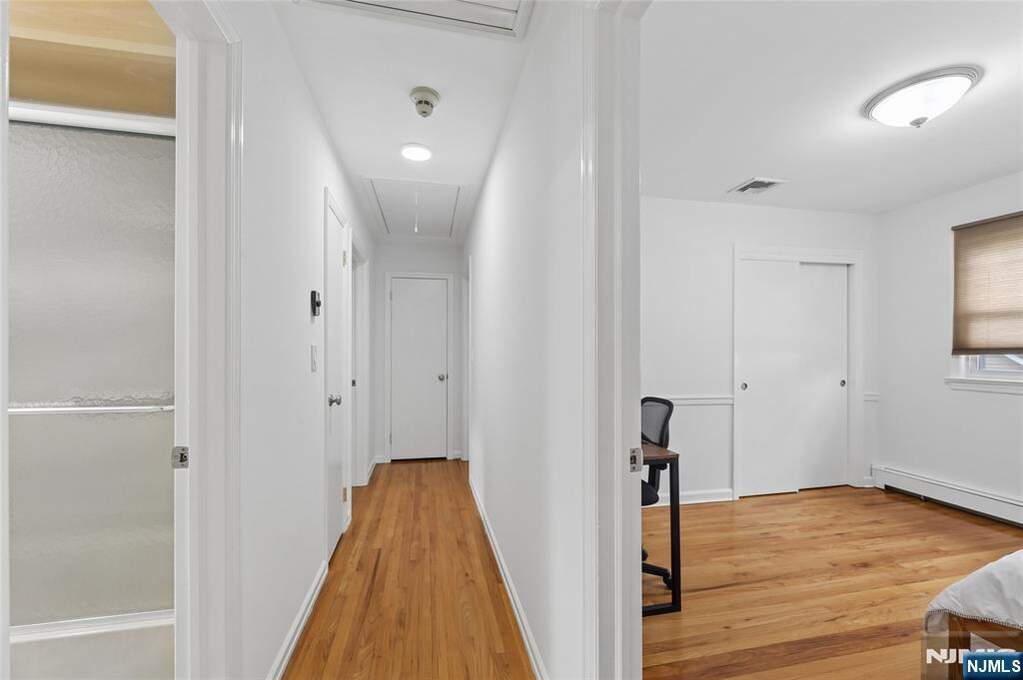 4 Bedroom Single Family Home/House's Image 19