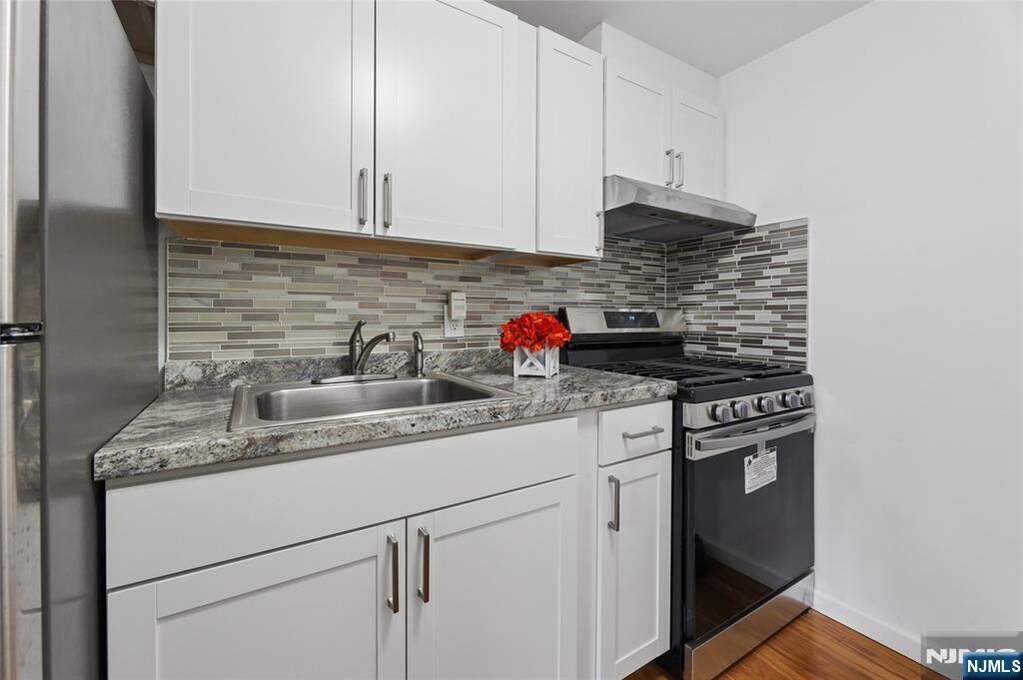 4 Bedroom Single Family Home/House's Image 24