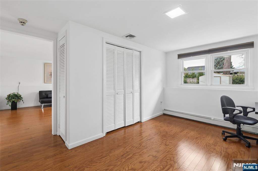 4 Bedroom Single Family Home/House's Image 29