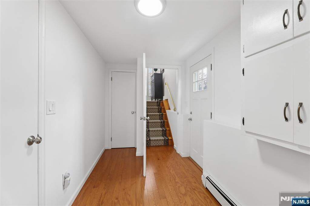 4 Bedroom Single Family Home/House's Image 30