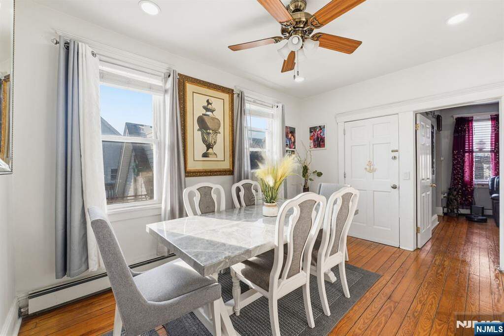 7 Bedroom Multi Unit's Image 24