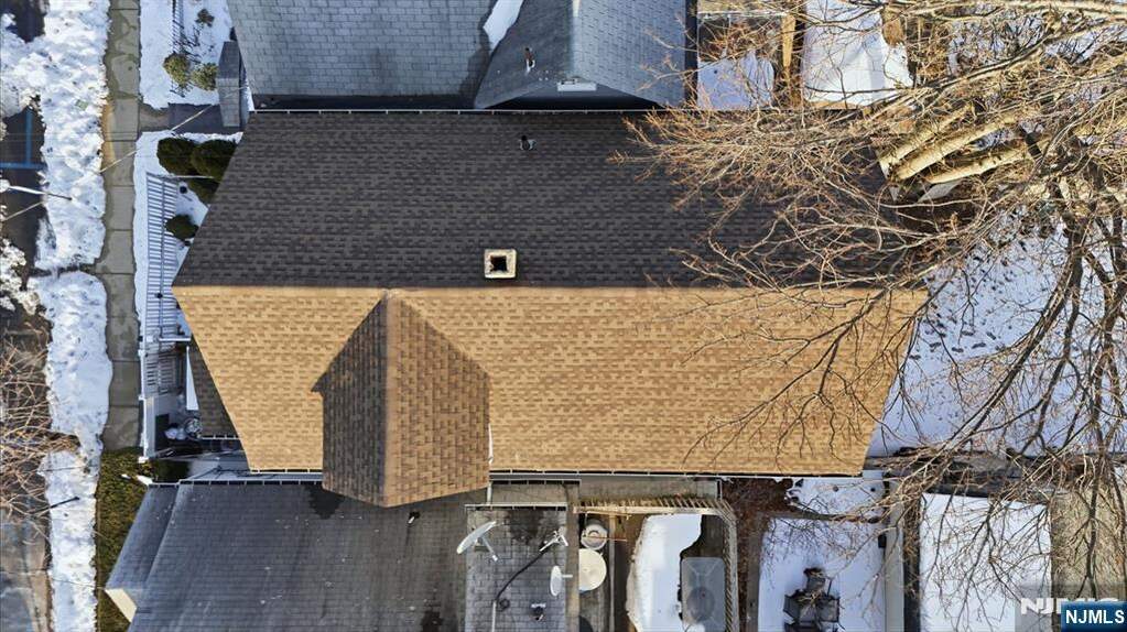 7 Bedroom Multi Unit's Image 26