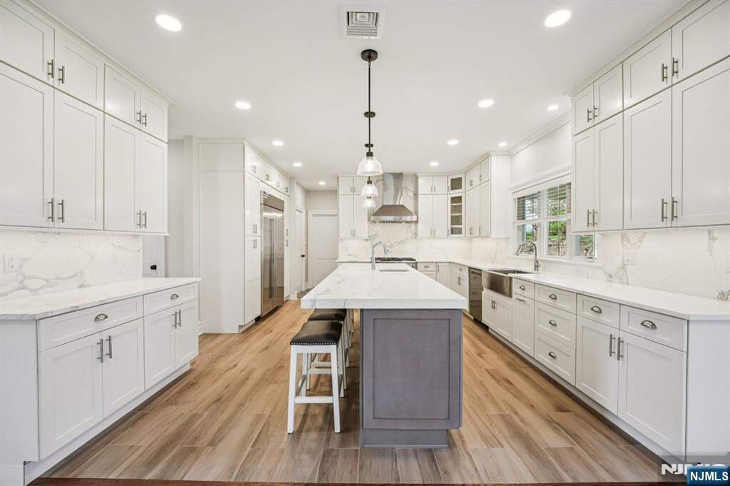 4 Bedroom Single Family Home/House's Image 10
