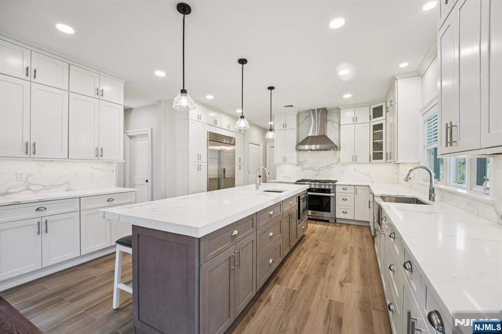4 Bedroom Single Family Home/House's Image 12
