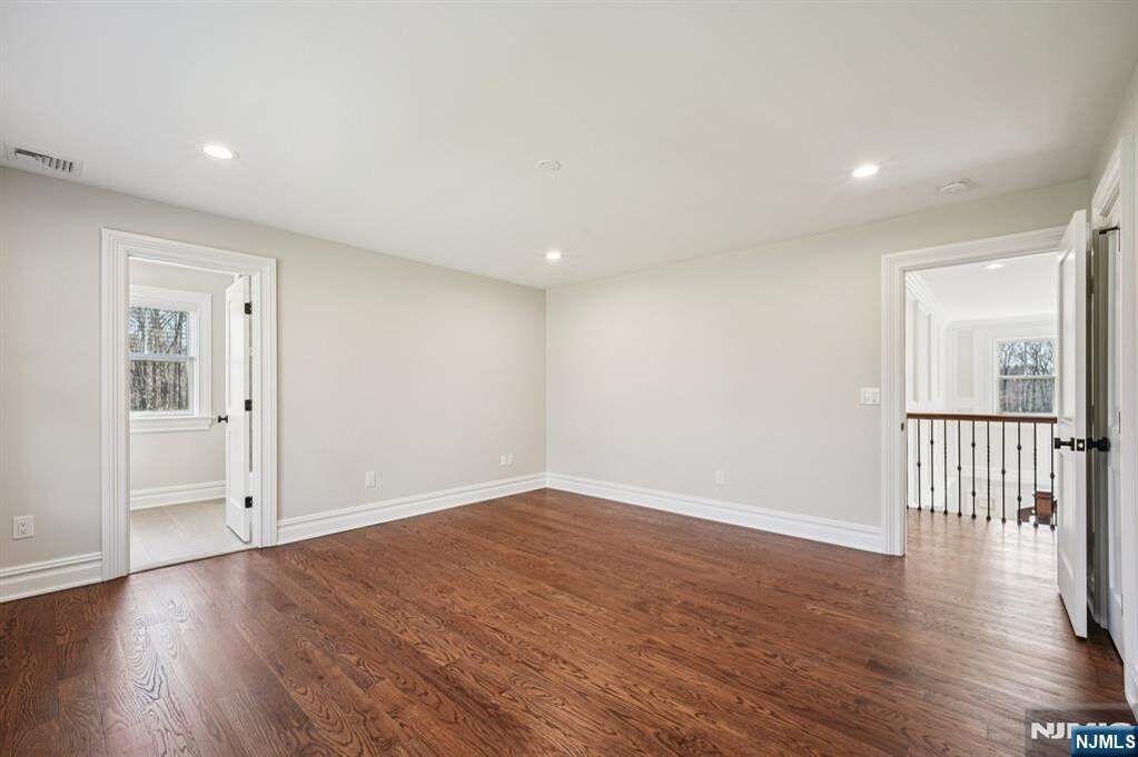 4 Bedroom Single Family Home/House's Image 29