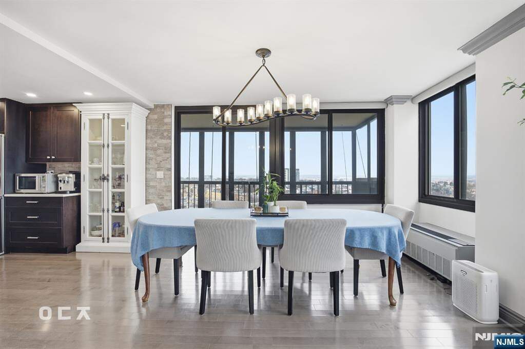 2 Bedroom Apartment/Flat's Image 9
