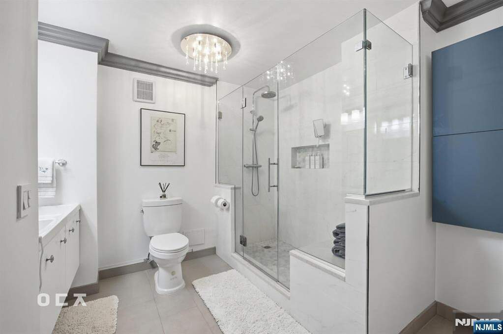 2 Bedroom Apartment/Flat's Image 14