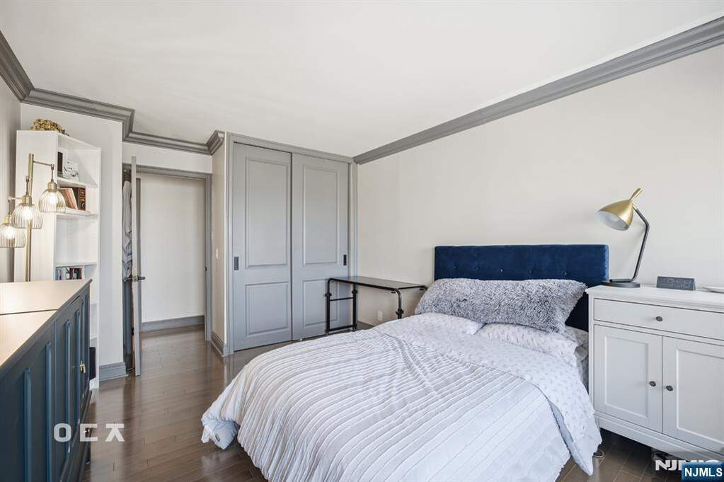 2 Bedroom Apartment/Flat's Image 17