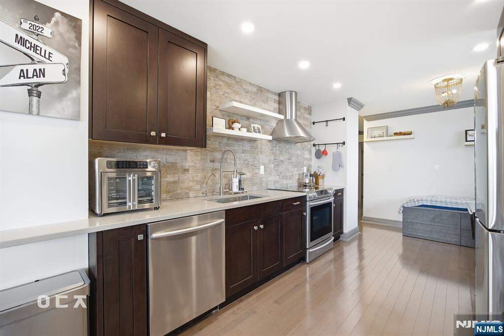 2 Bedroom Apartment/Flat's Image 6
