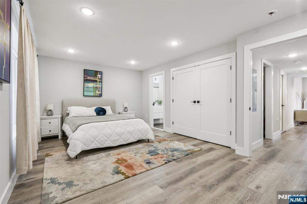 4 Bedroom Apartment/Flat's Image 21