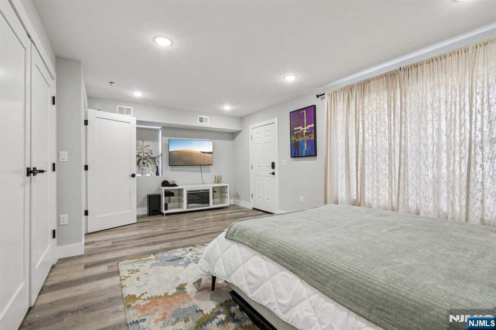 4 Bedroom Apartment/Flat's Image 22