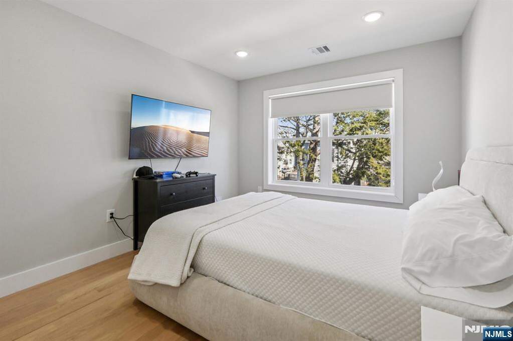 4 Bedroom Apartment/Flat's Image 30
