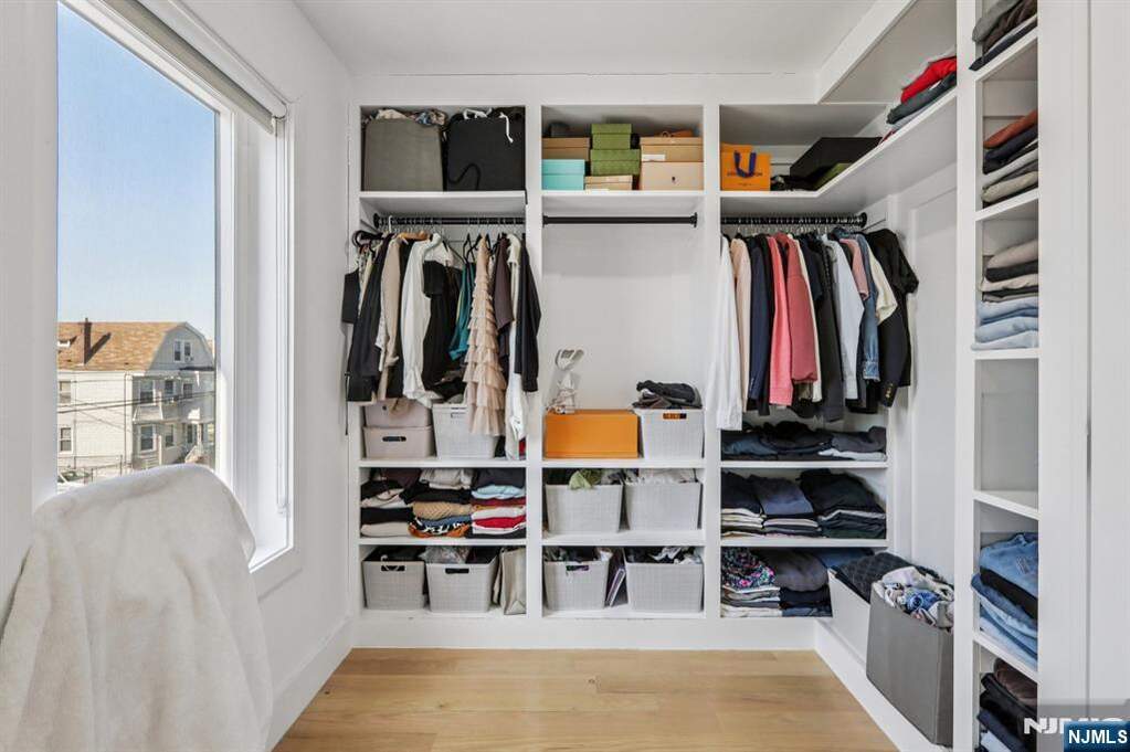 4 Bedroom Apartment/Flat's Image 36