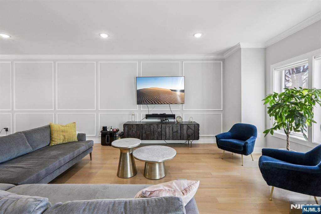 4 Bedroom Apartment/Flat's Image 6