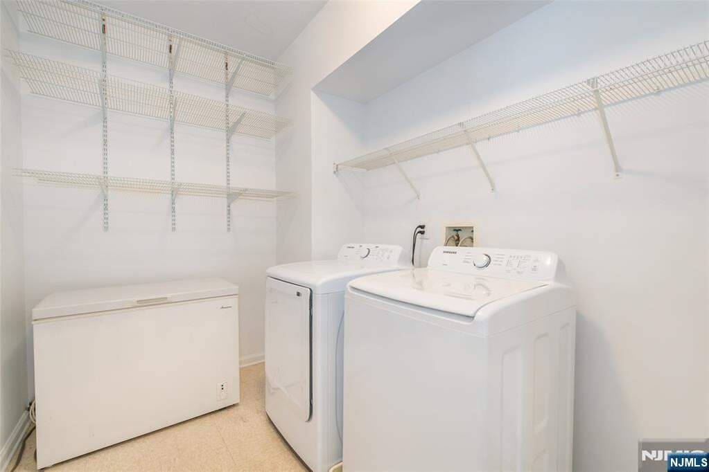2 Bedroom Villa/Townhouse's Image 16