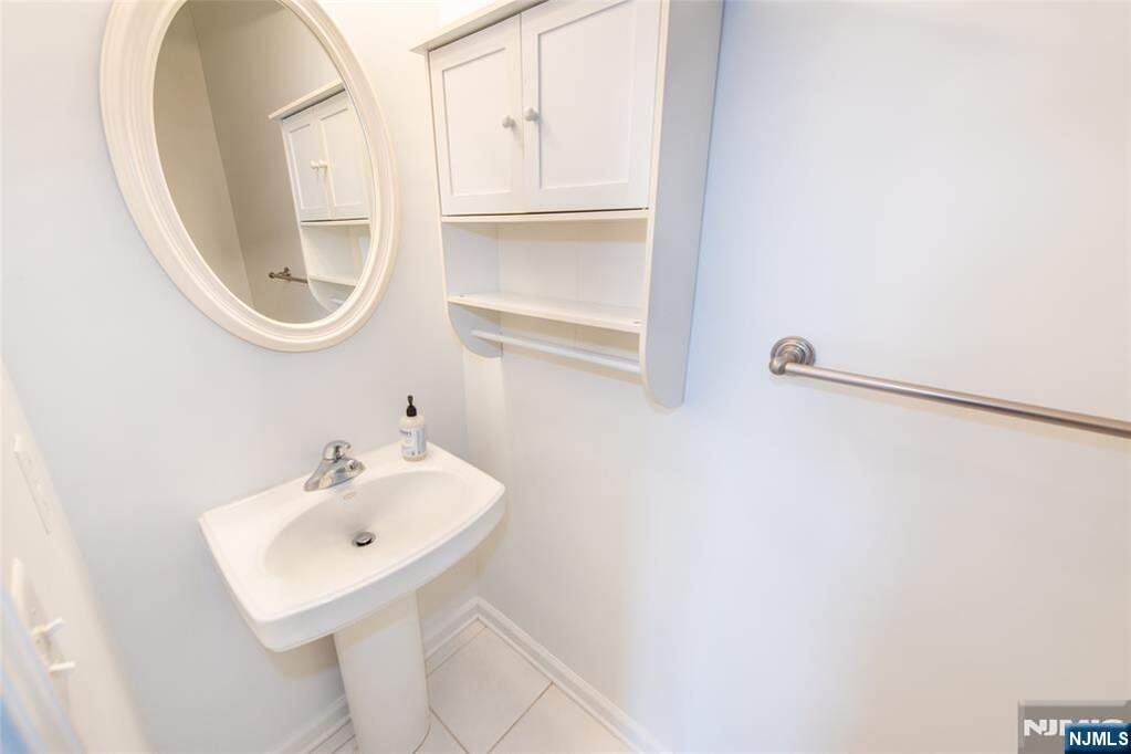 2 Bedroom Villa/Townhouse's Image 6