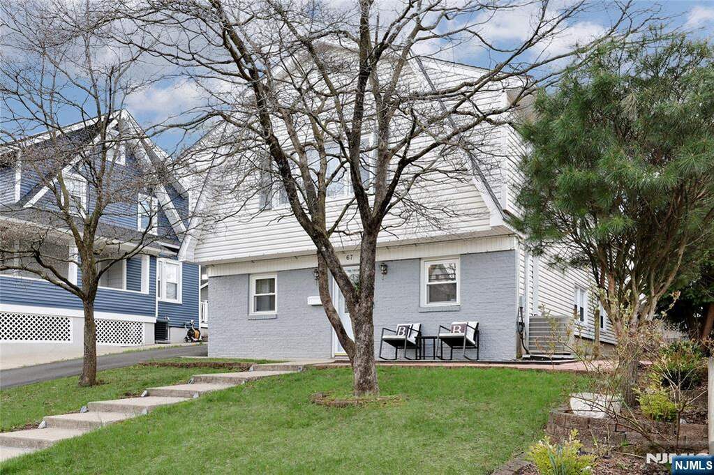 4 Bedroom Single Family Home/House's Image 36