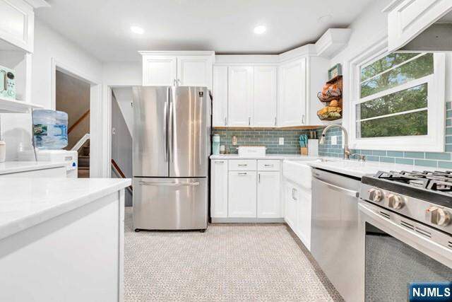 3 Bedroom Single Family Home/House's Image 7