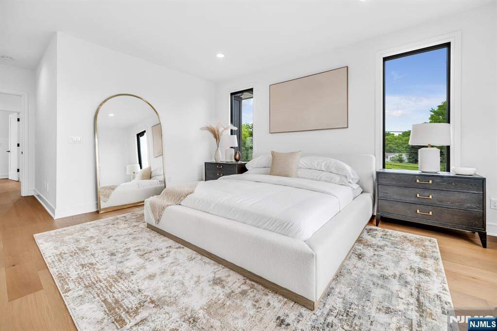 3 Bedroom Villa/Townhouse's Image 23