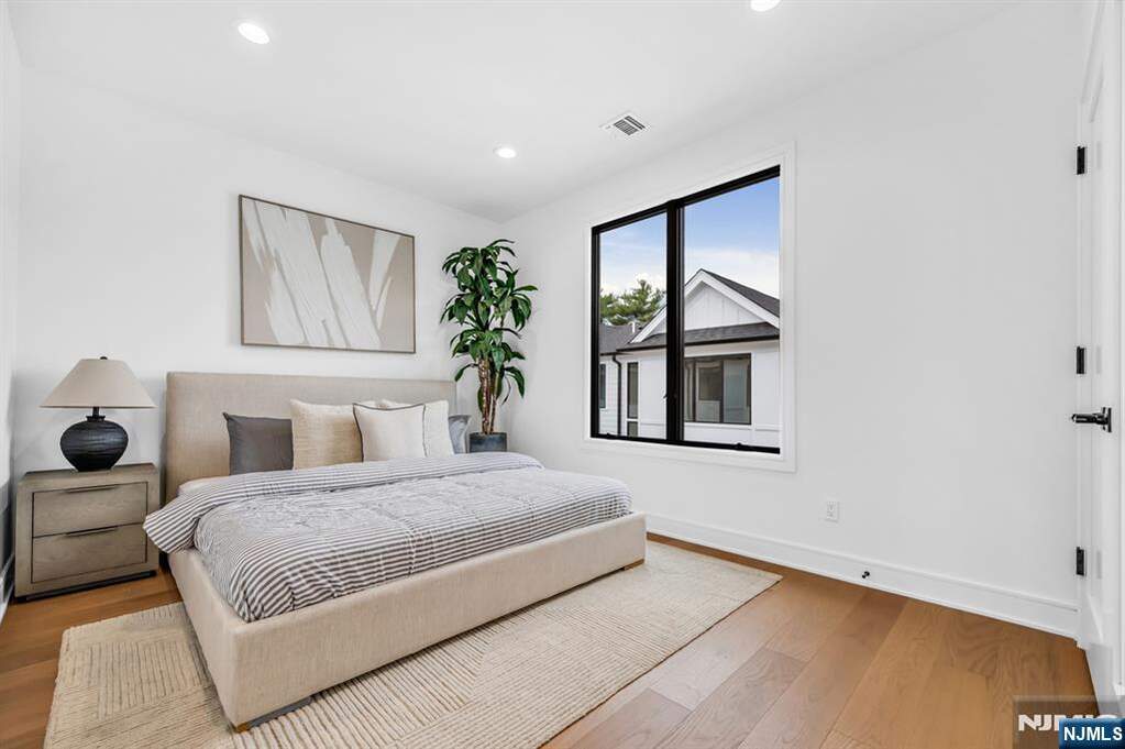 3 Bedroom Villa/Townhouse's Image 30