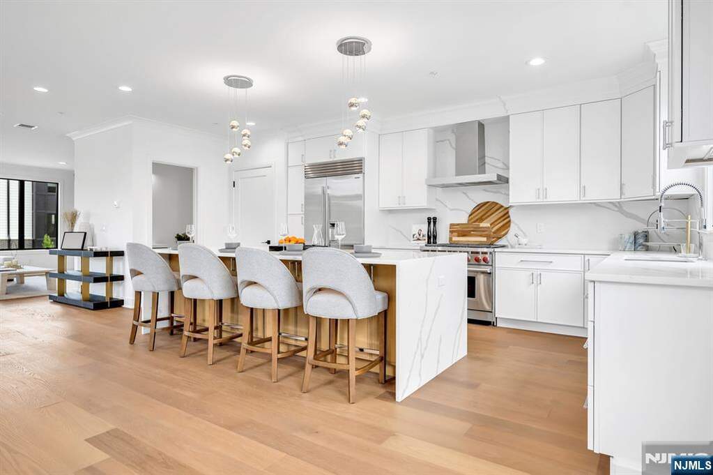 3 Bedroom Villa/Townhouse's Image 6