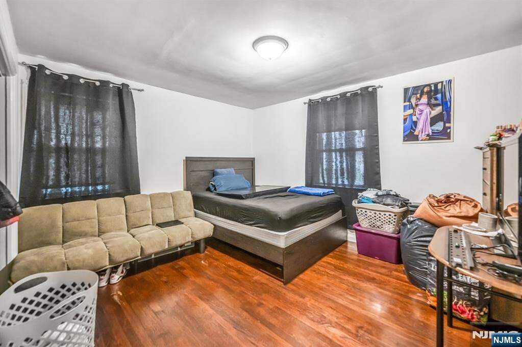 3 Bedroom Single Family Home/House's Image 10